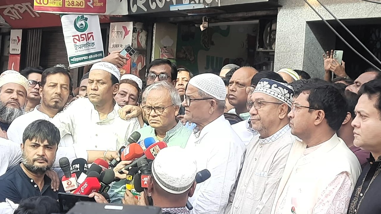 খালেদা জিয়ার অবস্থা অত্যন্ত সংকটময়: মির্জা ফখরুল